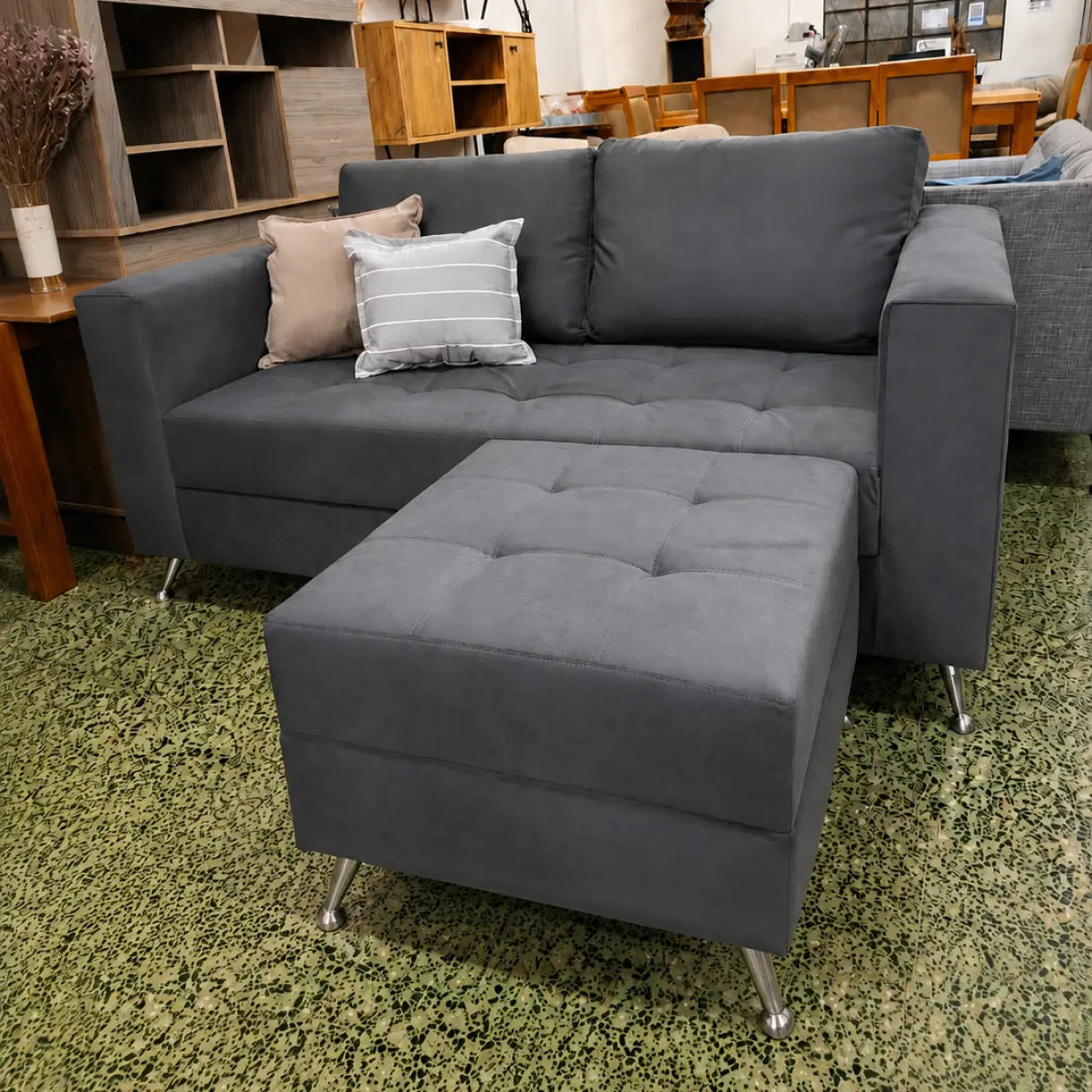 Sillón Paris 2 Cuerpos con Puff | Deco Center