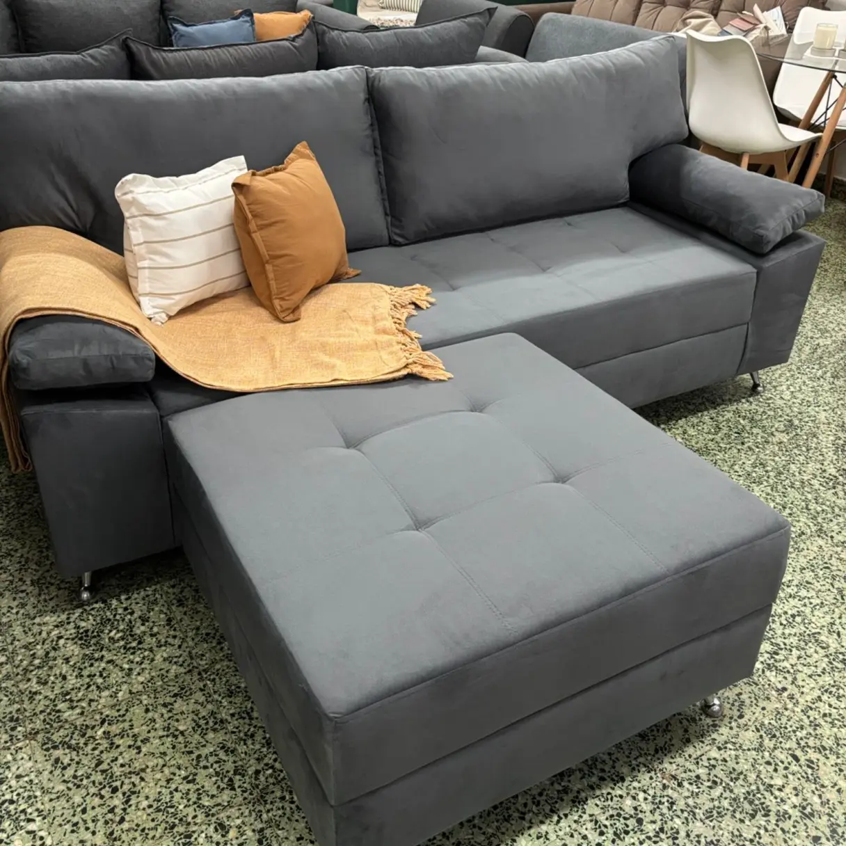 Sillón Milano con Puff | Deco Center